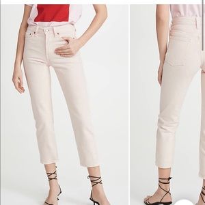 LEVI Wedgie Straight Slacker Jeans in size 27, and pink!